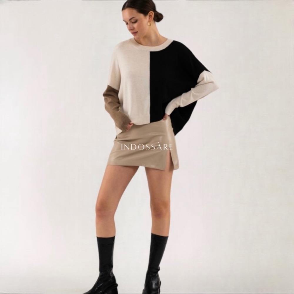 The Essential Color Block Pullover Sweater - Picture 3 of 7